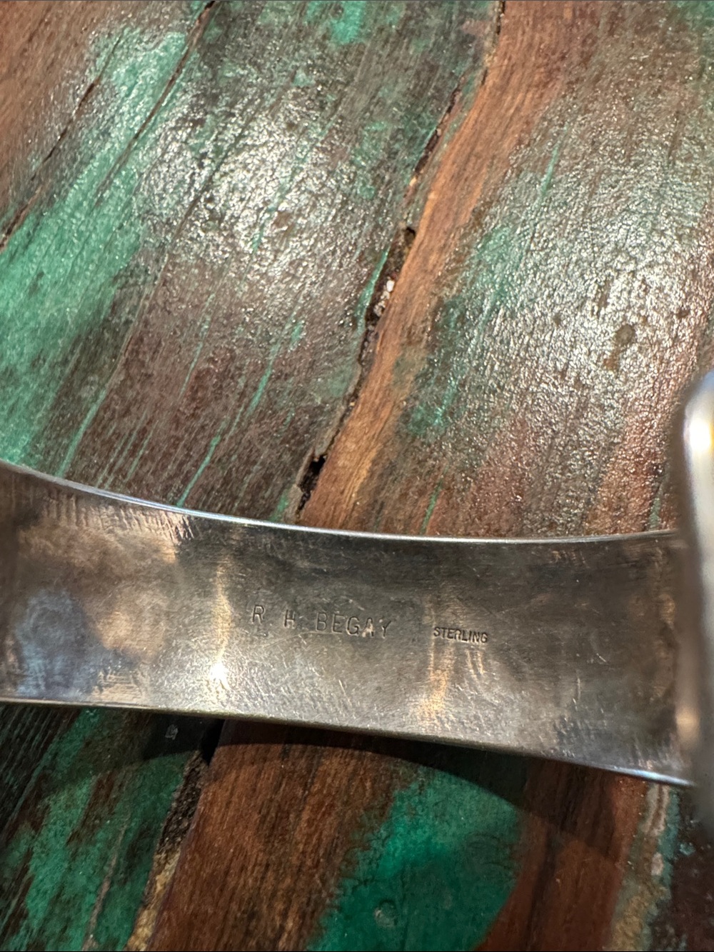 Handcrafted Silver Navajo Style Cuff Bracelet - Silver - Picture 3 of 3